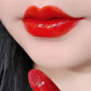 Barra de labios hidratante con purpurina que cambia de color