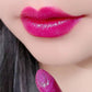 Barra de labios hidratante con purpurina que cambia de color