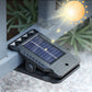 Lámpara solar de exterior con clip y sensor de movimiento.
